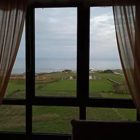 Enfoz Amanecer En Playa De Llas